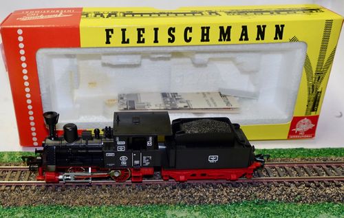 Fleischmann 4111 Dampflok T2 mit Schlepptender HO DC